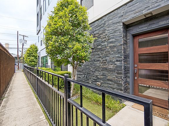 2nd image of 4522 Deere St APT 102