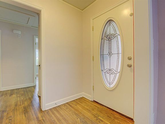 5th image of 3645 Autumn Ave