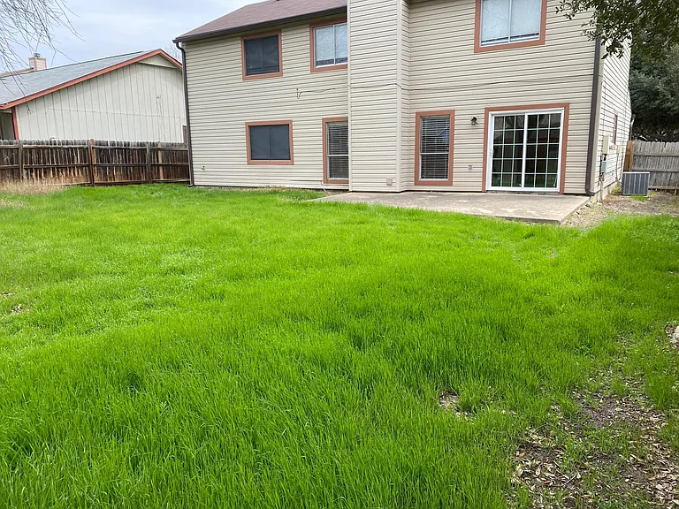 8023 Comanche Pass — Photo 3