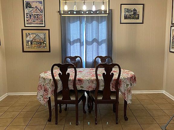 5th image of 301 Coral Way