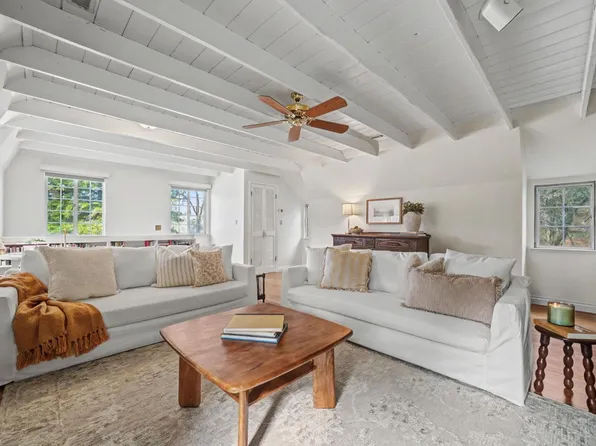 10690 White Oak Rd, Plymouth, CA 95669