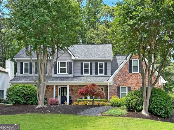 10220 Carleigh Ln, Roswell, GA 30076