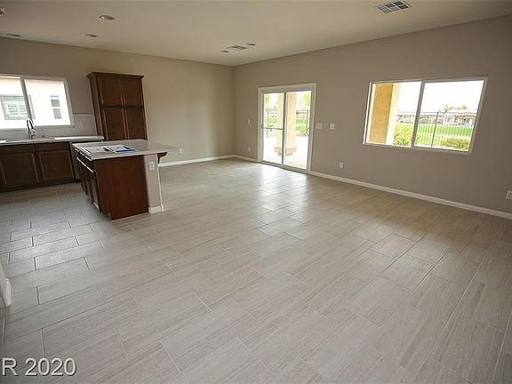 3rd image of 5545 E La Campana Dr