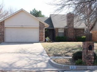 513 Starbrook Ct, Norman, OK 73072