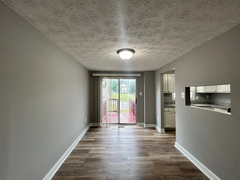 2607 S Paca St — Photo 6