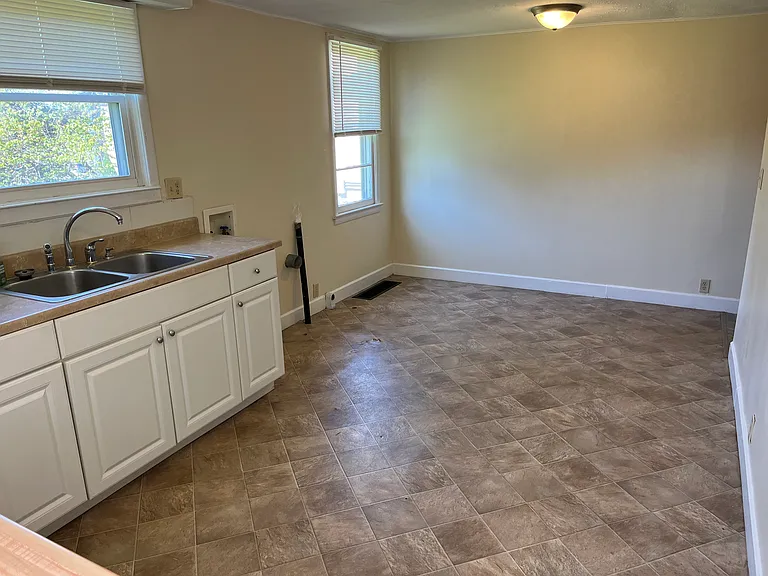 5114 W Ridge Rd #2 — Photo 7