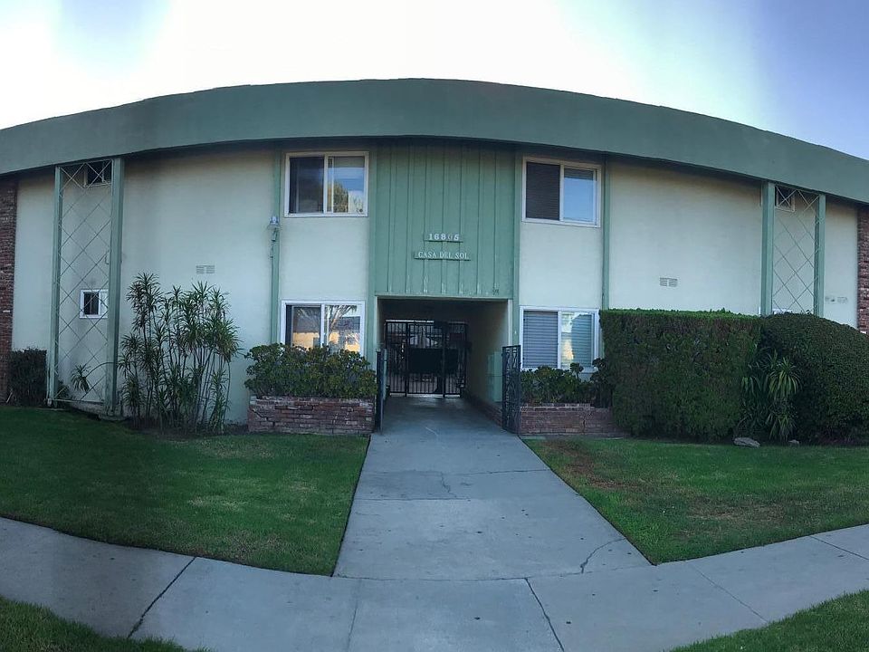 Corner Security building