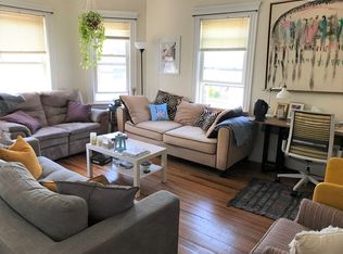 10 E Milton Rd APT 2, Brookline, MA 02445