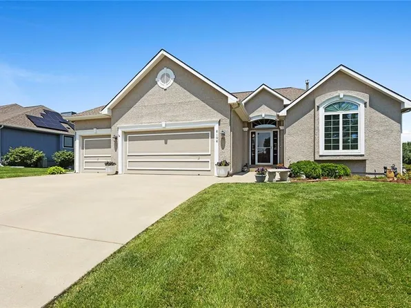 8108 NE 113th St, Kansas City, MO 64157