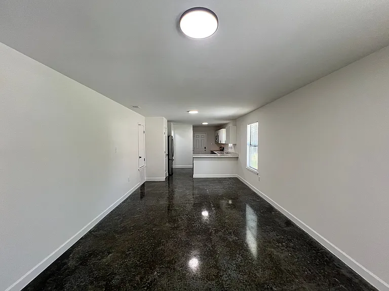 730 Hazelwood Rd — Photo 8