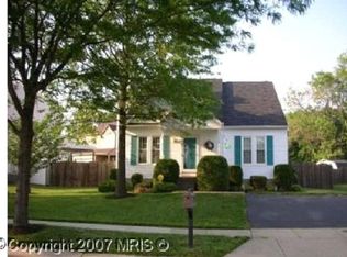725 Sunnyfield Ln, Baltimore, MD 21225