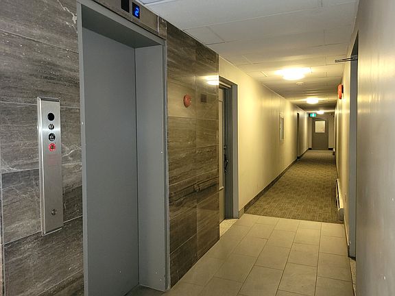 4th image of 89 Raymond St