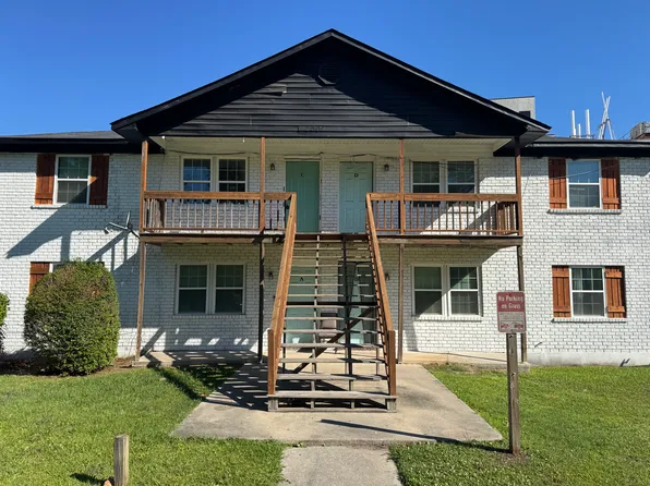 2504 Oak Forest Dr #C, Savannah, GA 31404