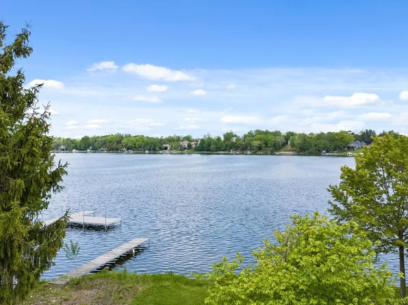 5254 ROAD 2, West Bend, WI 53095