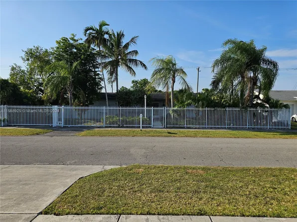 14631 SW 293rd St, Homestead, FL 33033