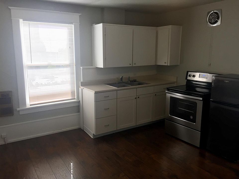 1st image of 715 Yakima Ave APT 7