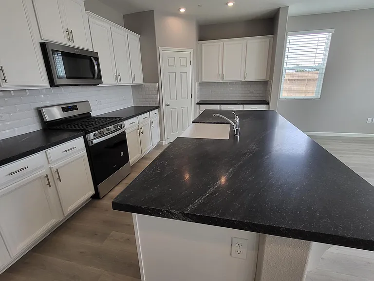 3611 E Harter Ct — Photo 7