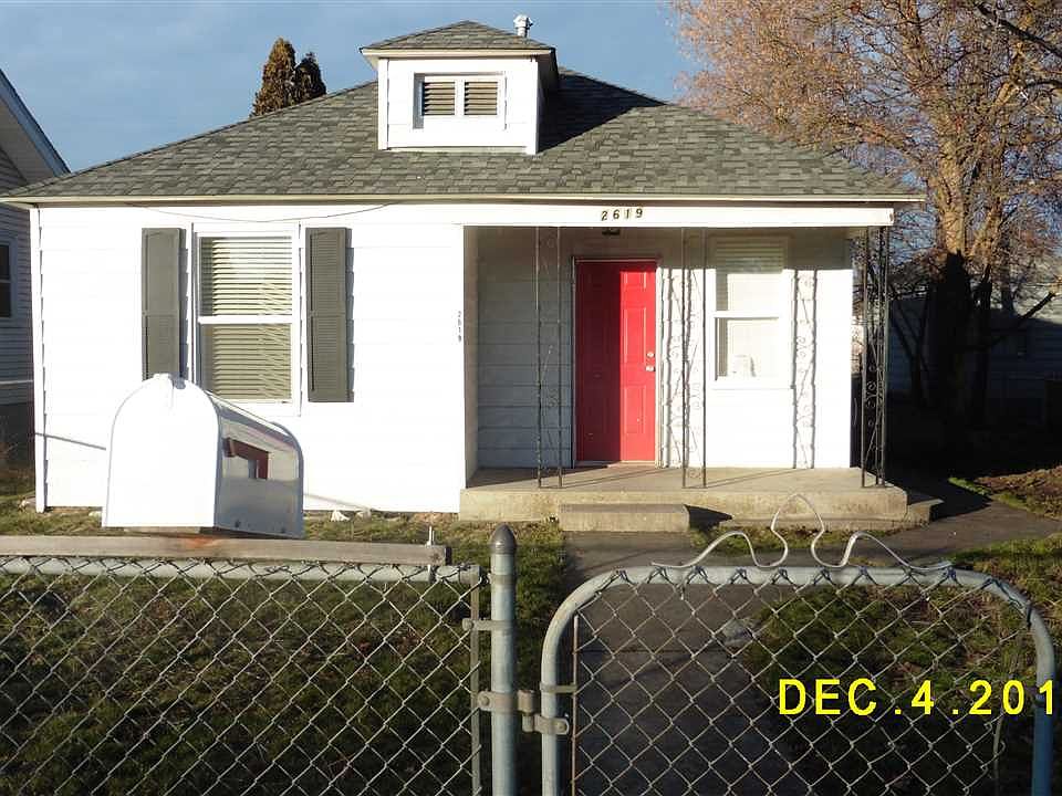 1st image of 2619 E Everett Ave
