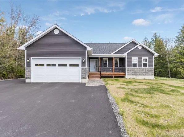 50 Brianna Way, Saint Marys, NB E3A 0G2