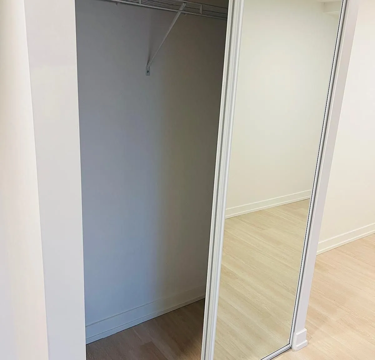 2 bed, $2,000 — Photo 3