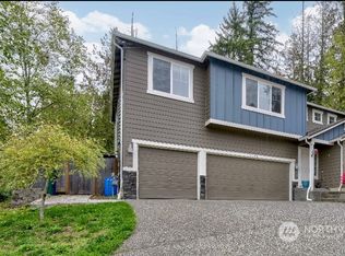 1111 Hughes Ln, Granite Falls, WA 98252