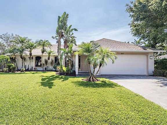 2nd image of 2057 SW Capeador St