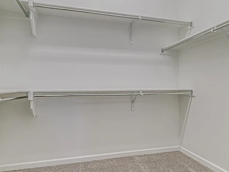 2419 Rocky Mountain Dr — Photo 29
