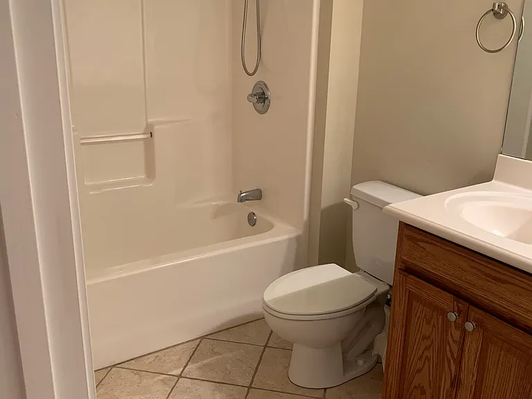 667 Ridgecrest Rd — Photo 3