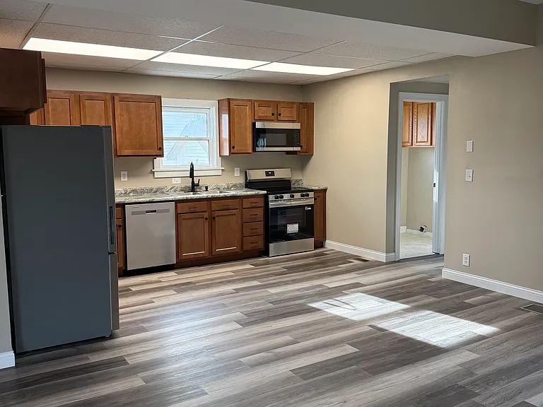 Looking from the front door to the right