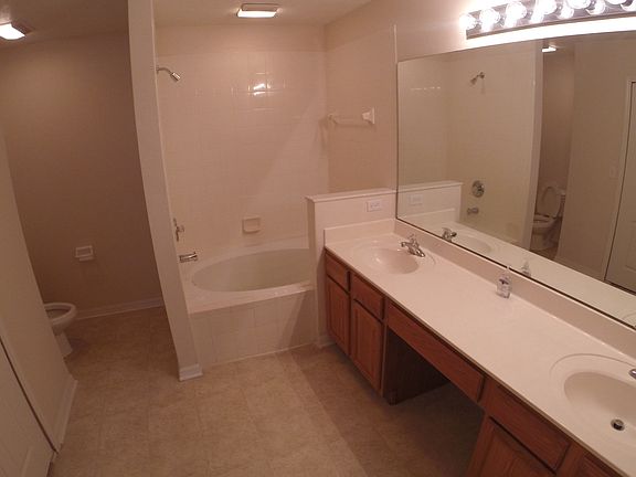 4th image of 12366 Sea Biscuit Ct