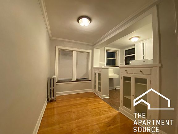 3rd image of 234 S Maple Ave #1E