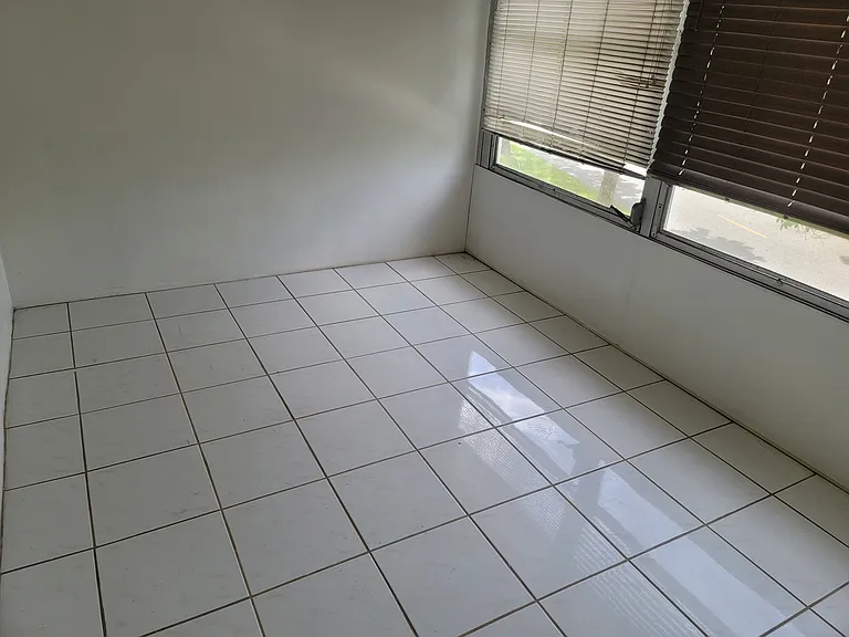 5061 W Oakland Park Blvd #305 — Photo 10