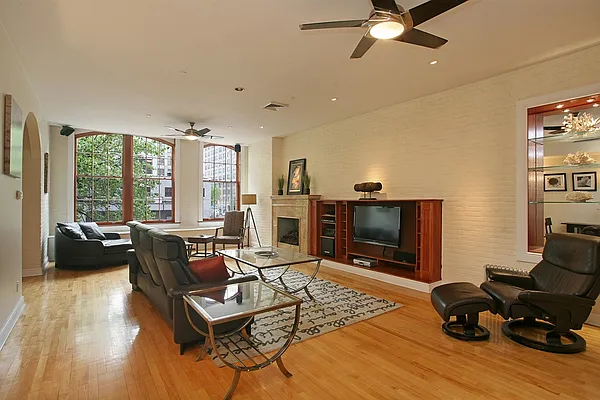 Rented by Corcoran | media 2