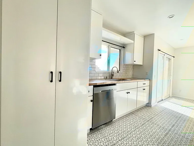 1335 Colorado Blvd #1 — Photo 6