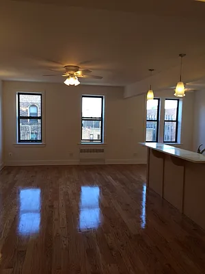 Rented by Quest Realty Sunnyside Corp | media 5