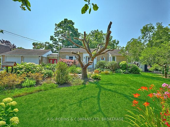 3rd image of 10773 Lakeshore Rd