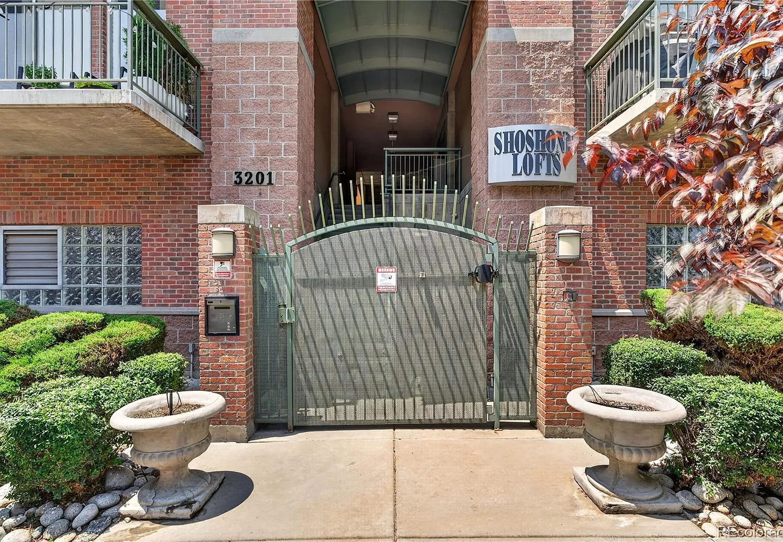 2 bed, 2.0 bath, 1249 sqft, $2,845 — Photo 4