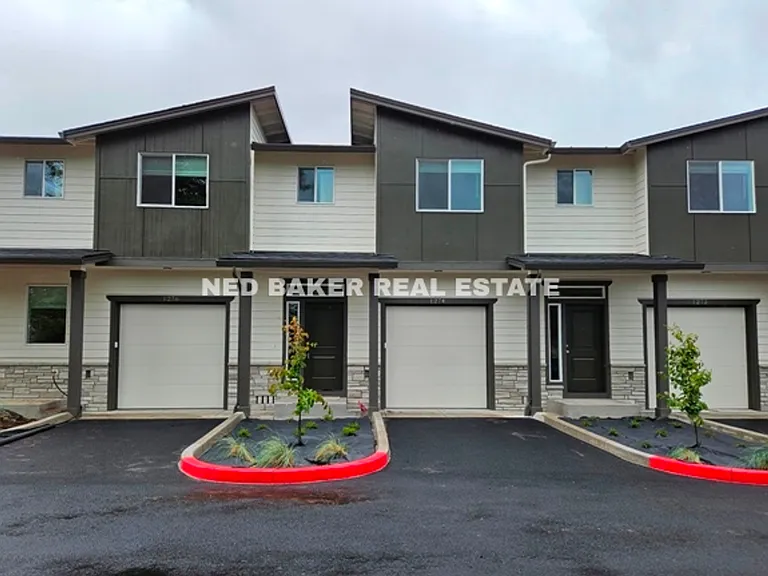 1250 Baxter Rd SE — Photo 1