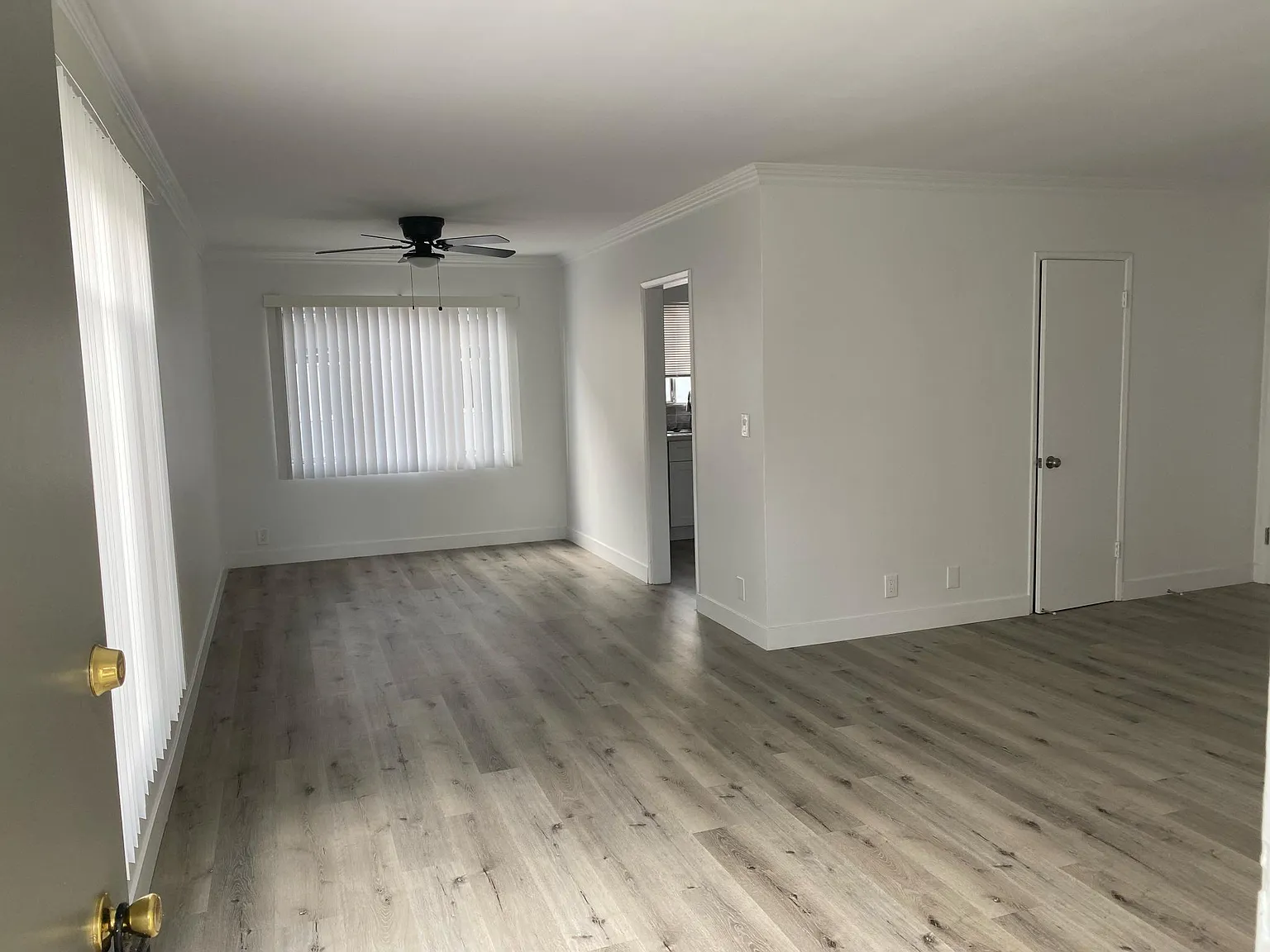 2 bed, $3,000 — Photo 4