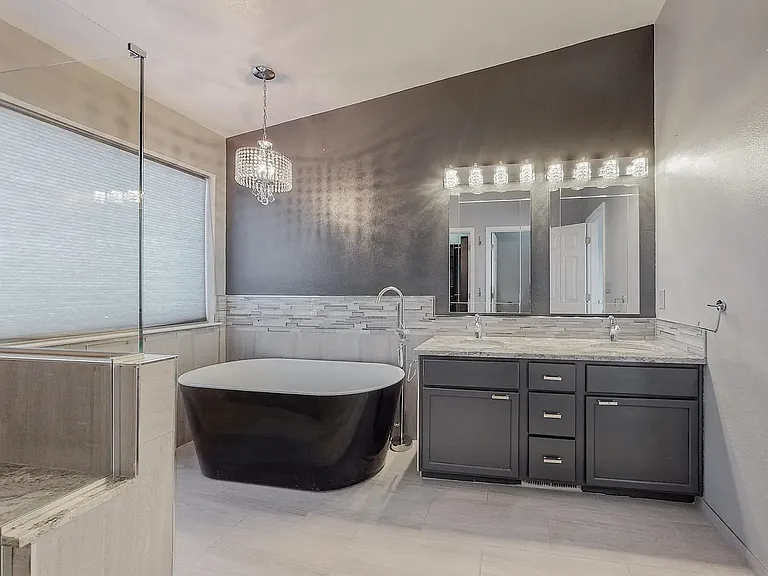 7200 Dancing Eagle Ave NE — Photo 14