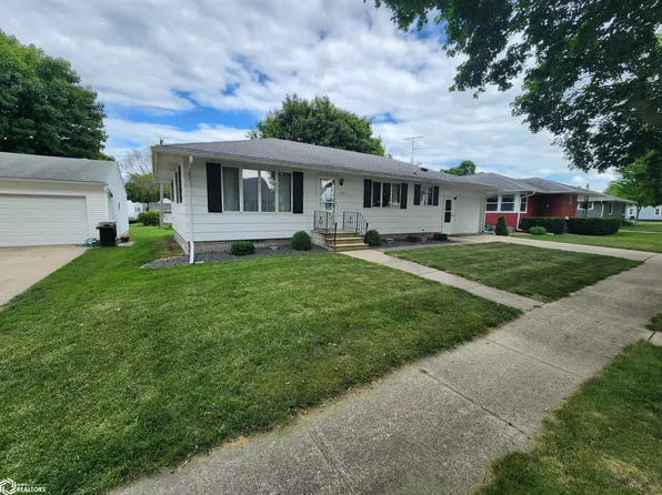 308 2nd St NE, Buffalo Center, IA 50424