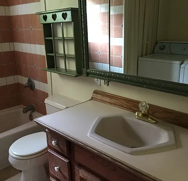 282 N 700 E — Photo 18