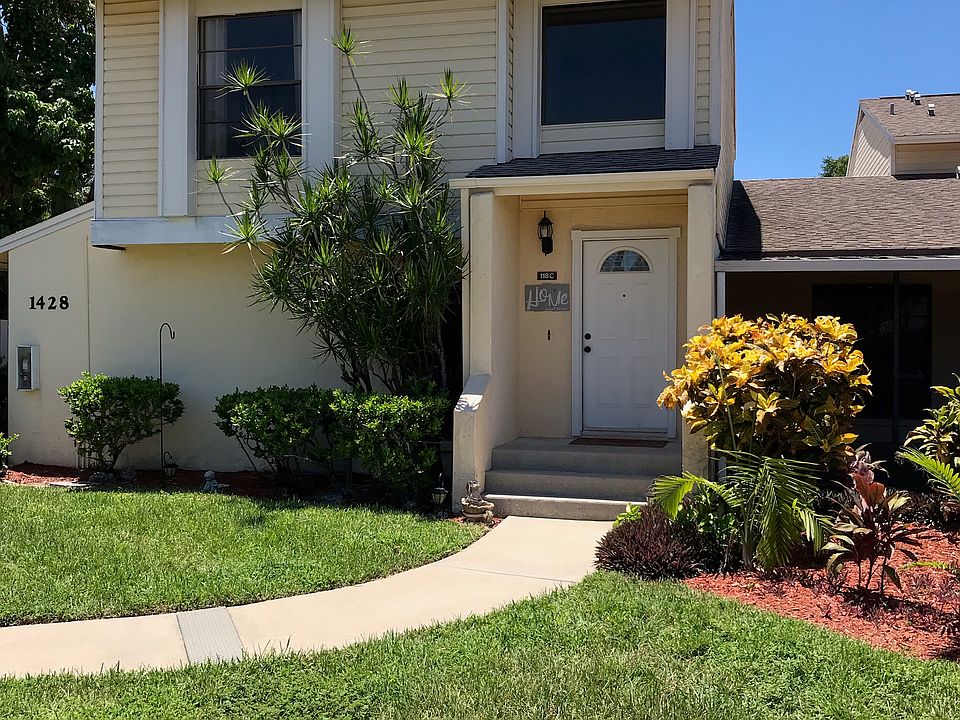 1st image of 1428 SW 50th St APT 118