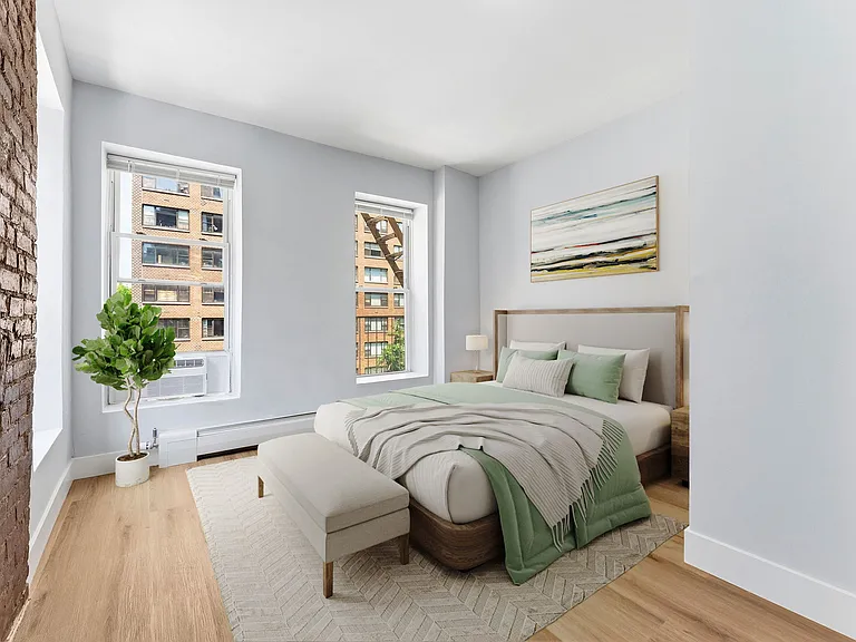 401 E 63rd St #12 — Photo 8