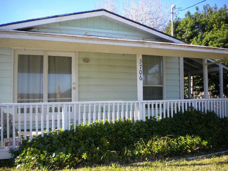 1st image of 3706 Shore Dr