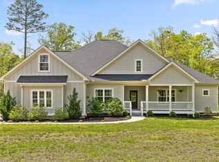 8221 Hixson Springs Rd, Signal Mountain, TN 37377