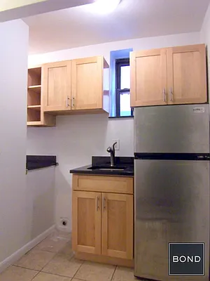 Rented by Bond New York | media 21