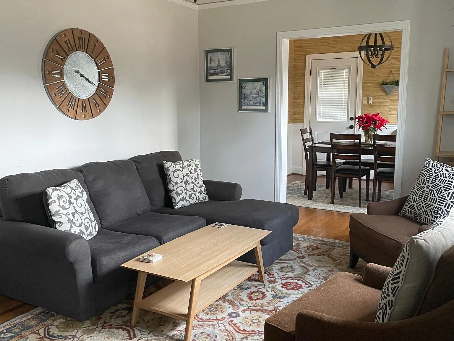 1124 Azalea Dr — Photo 3