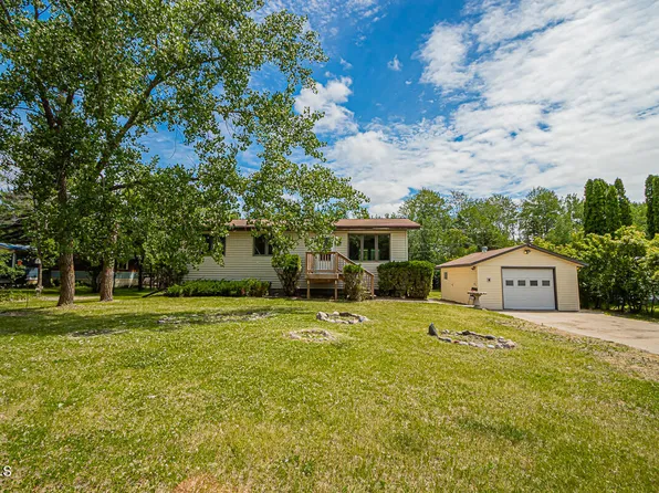 273 Court Ln, Detroit Lakes, MN 56501