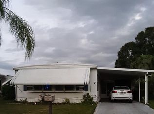 7 Yolanda Ln, Port Saint Lucie, FL 34952